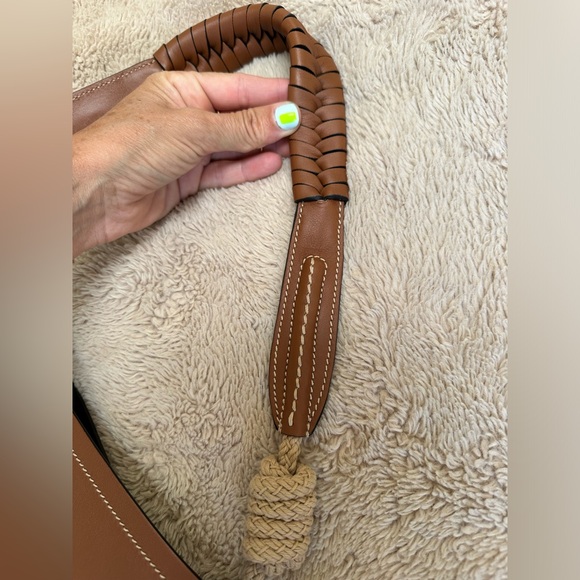 Prada Vitello Lux Shoulder Bag in Cognac. - Picture 9 of 10